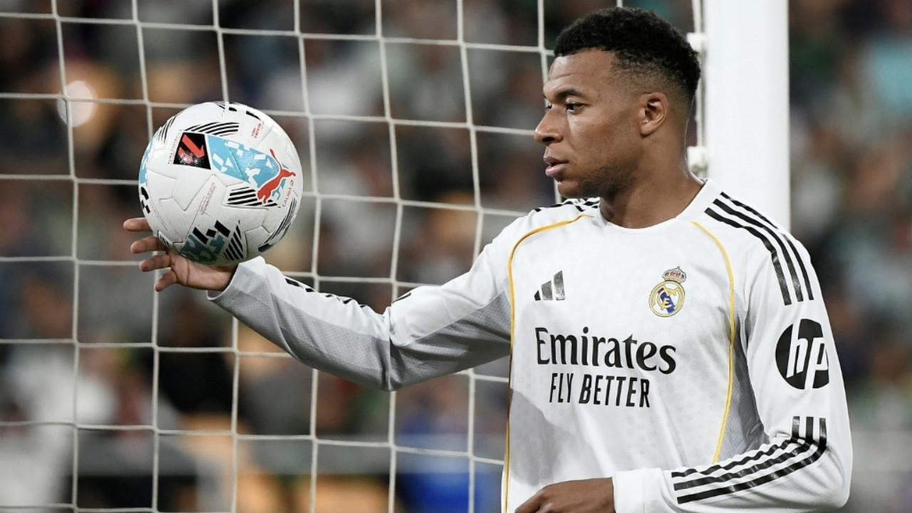 Arbeloa Soroti Liburan Mbappe Saat Masa Pemulihan Cedera, Jadi Perbincangan Publik