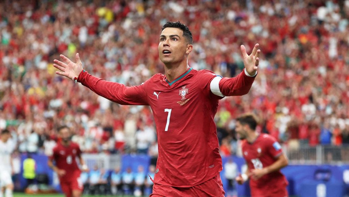 Ronaldo Santai Hadapi Kritik: Sudah Terbiasa Selama 23 Tahun Berkarier